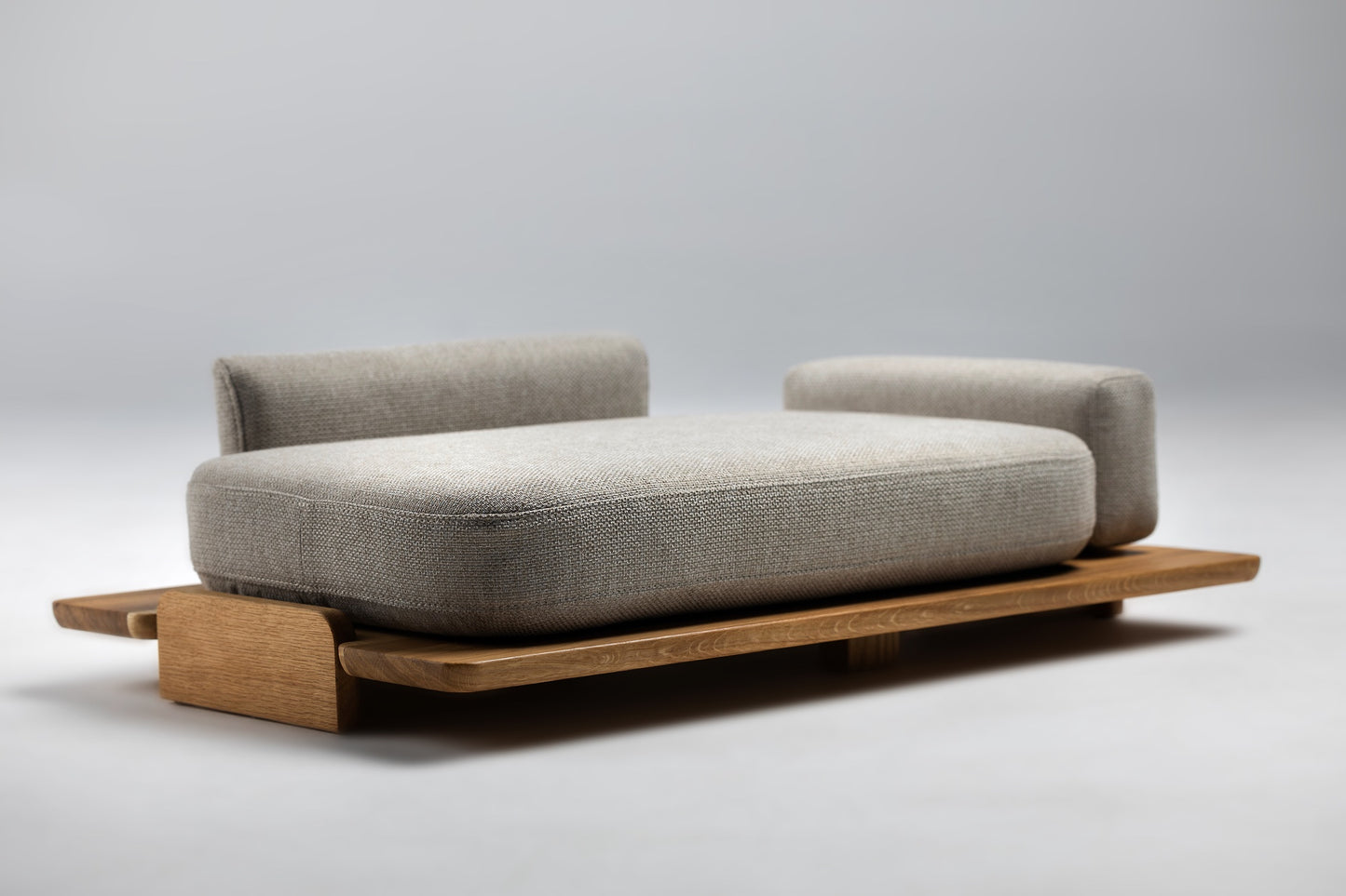 Mashi Sofa